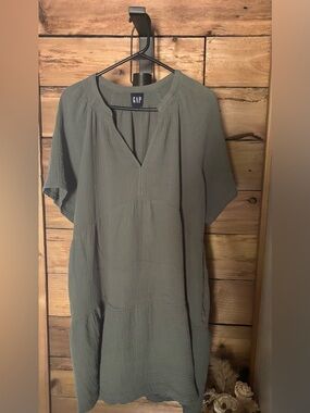 GAP Olive Green V-Neck Short-Sleeve Tunic Dress
